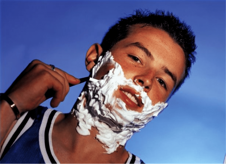 Remaja sareng mikiran tanjakan ngeunaan pembesaran sirit