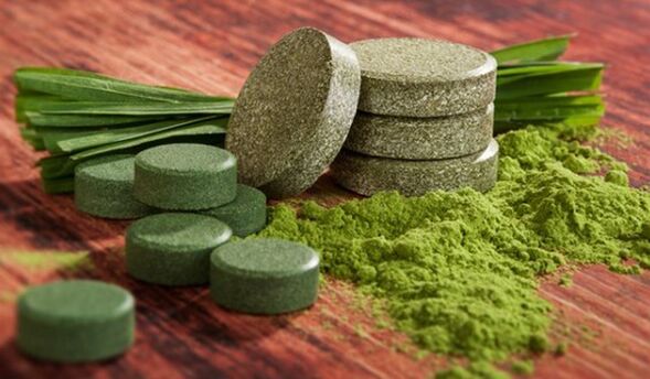 Spirulina mangpaat pikeun lalaki kusabab kandungan asam amino anu luhur